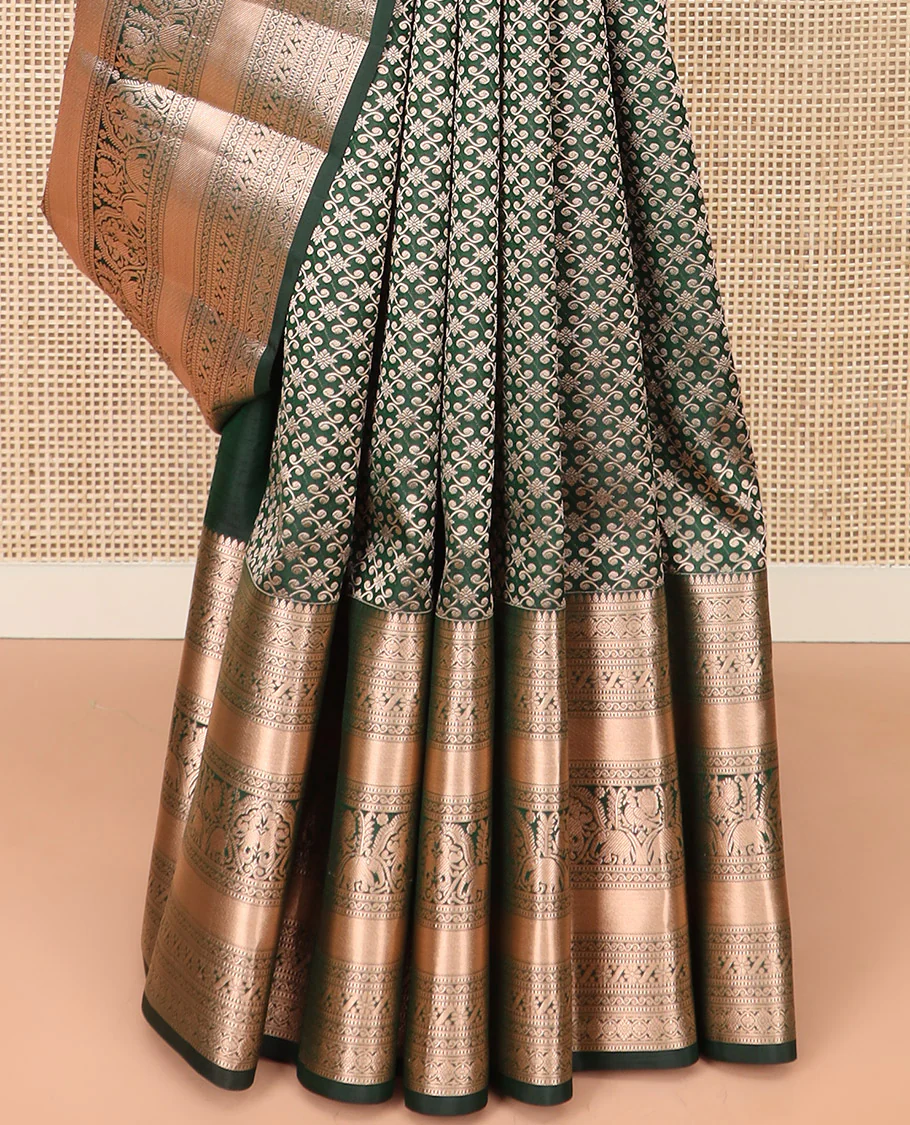 Green Kanchipuram Silk Saree Spotlighted with Jacquard Design, Highlighted by Zari Border of Thilakam, Diamond, Chakram, Cross Kamalam, Mayil, Yaanai, and Zari Designs, Pallu Pictures Big Yaali Designs, and Paired with a Matching Blouse - Image 4