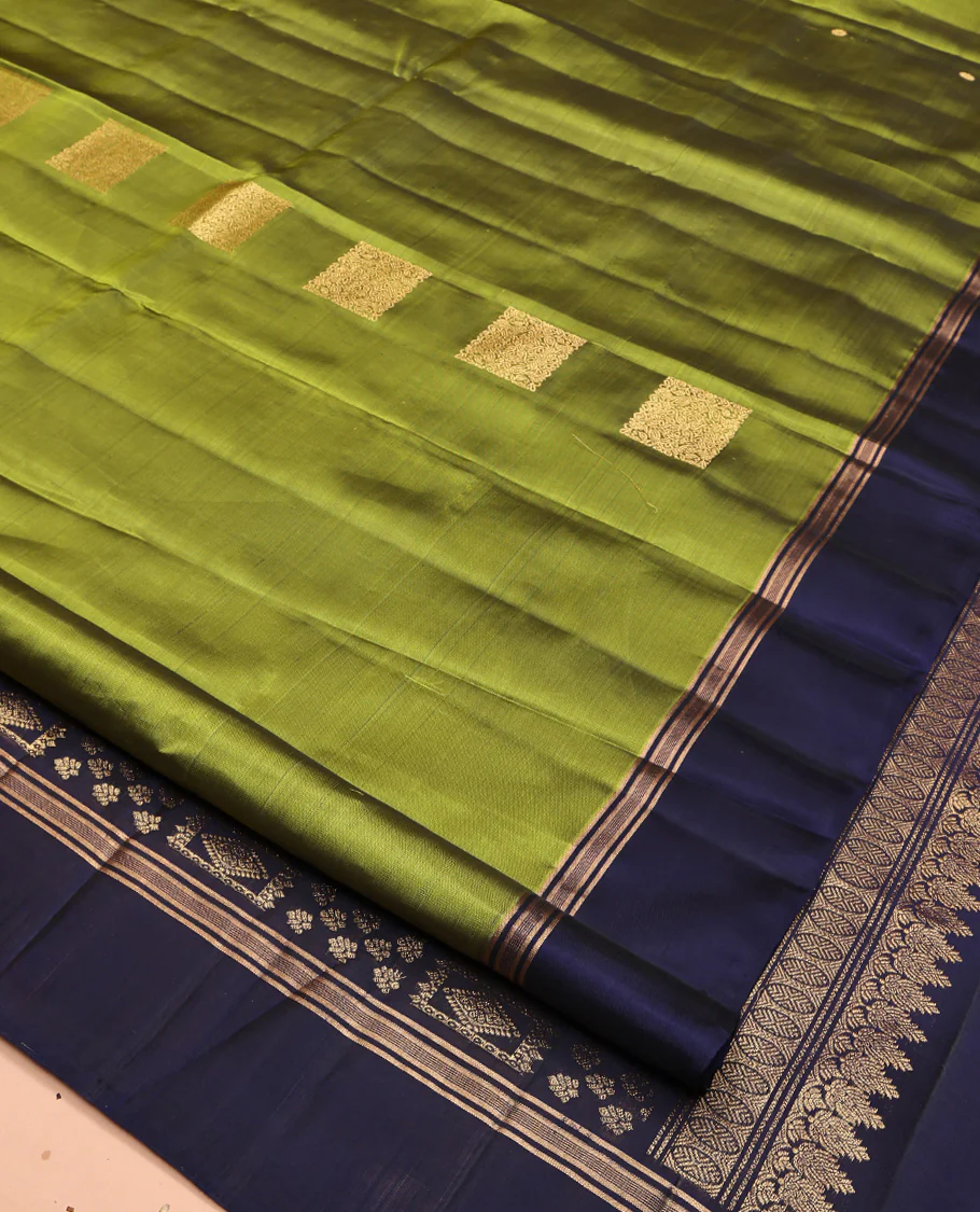 Green Mayuri Lite Silk Mix Saree, Gleamed Up with Square Buttas All Over Its Body, Complemented by Contrast Border, Intricately Designed Pallu, and Paired with a Contrast Blouse - Image 2