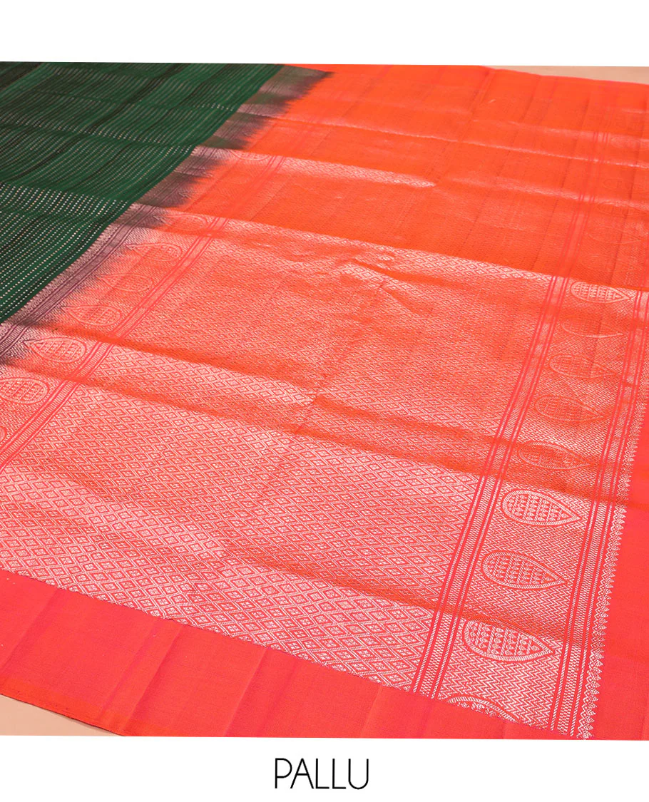 Green Mayuri Soft Silk Saree, Gleamed Up with Muthu Stripes All Over Its Body, Complemented by Contrast Border, Grandly Accentuated Pallu of Jaal Designs, and Paired with a Contrast Blouse - Image 5