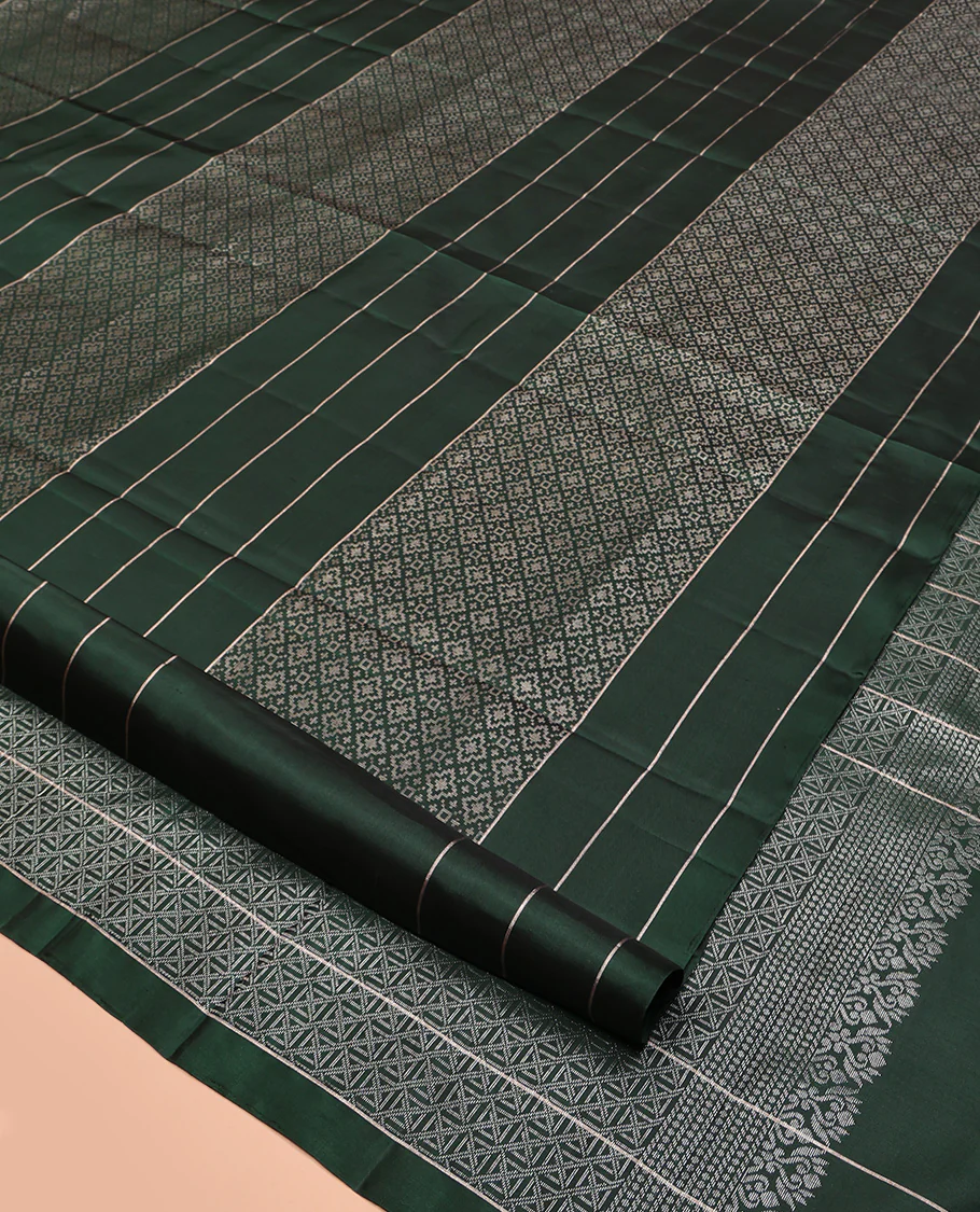 Green Mayuri Soft Silk Saree, Subtly Enriched with Geometric Patterns in Its Body, Self-Border, Pallu Depicting Checked Design, and Paired with a Matching Blouse - Image 2