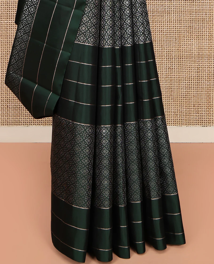 Green Mayuri Soft Silk Saree, Subtly Enriched with Geometric Patterns in Its Body, Self-Border, Pallu Depicting Checked Design, and Paired with a Matching Blouse - Image 4