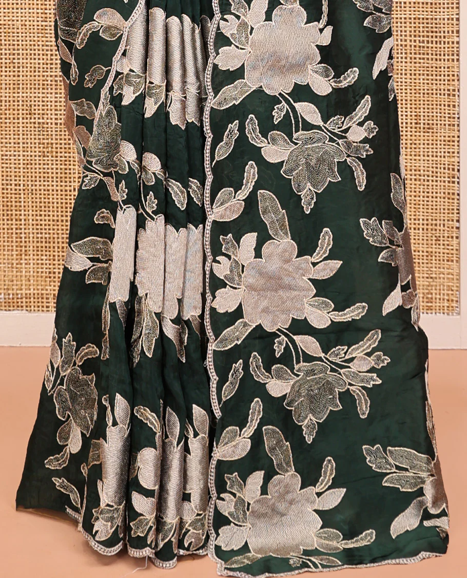 Green Organza Saree, Finely Crafted with Floral Thread Embroidery, Scallop-Embroidered Border, and a Matching Floral Embroidered Blouse - Image 4