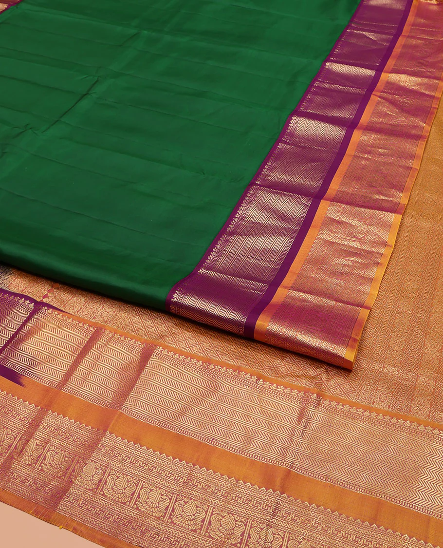 Green Plain Vasundhara Lite Silk Mix Saree, Complemented by a Contrast Border of Muthu, Vanki, Rekku, Banaras, Neli, and Iruthalai Pakshi Designs, Grand Jaal Pallu, and Paired with a Contrast Blouse - Image 2