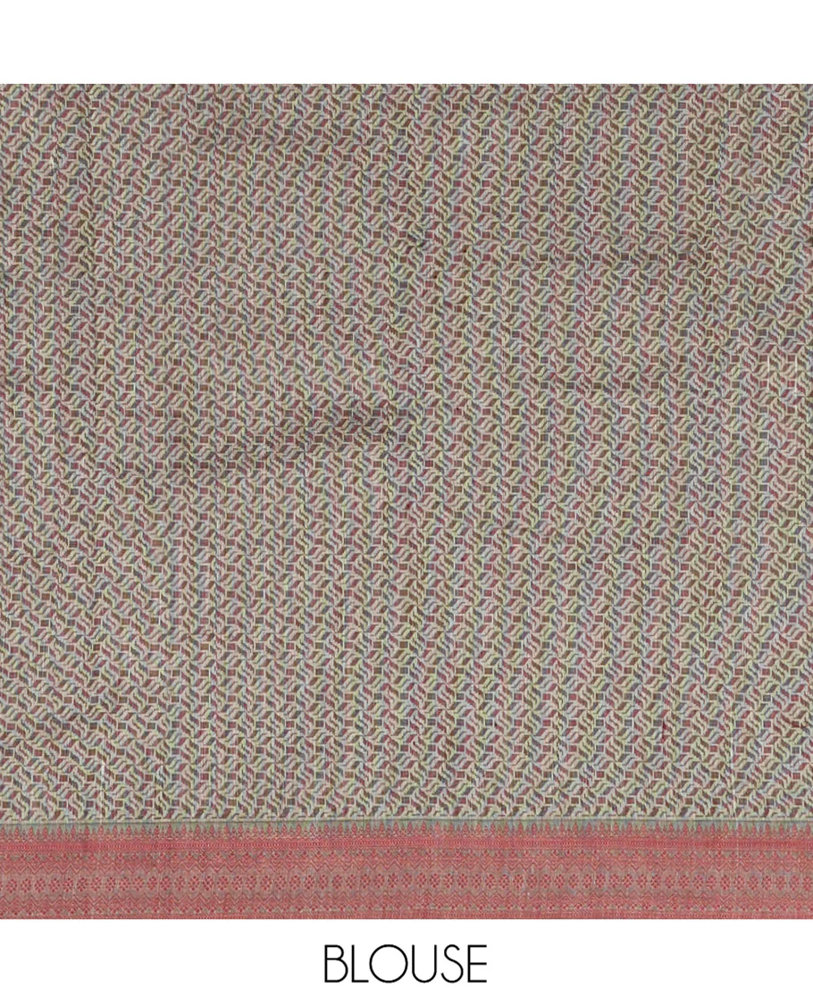 Green Semi-Silk Cotton Saree, Adorned with Round Buttas on Its Body, Complemented by a Contrast Thread Traditional Motifs Woven Border, Jaal Design Pallu, and Paired with a Contrast Blouse - Image 3