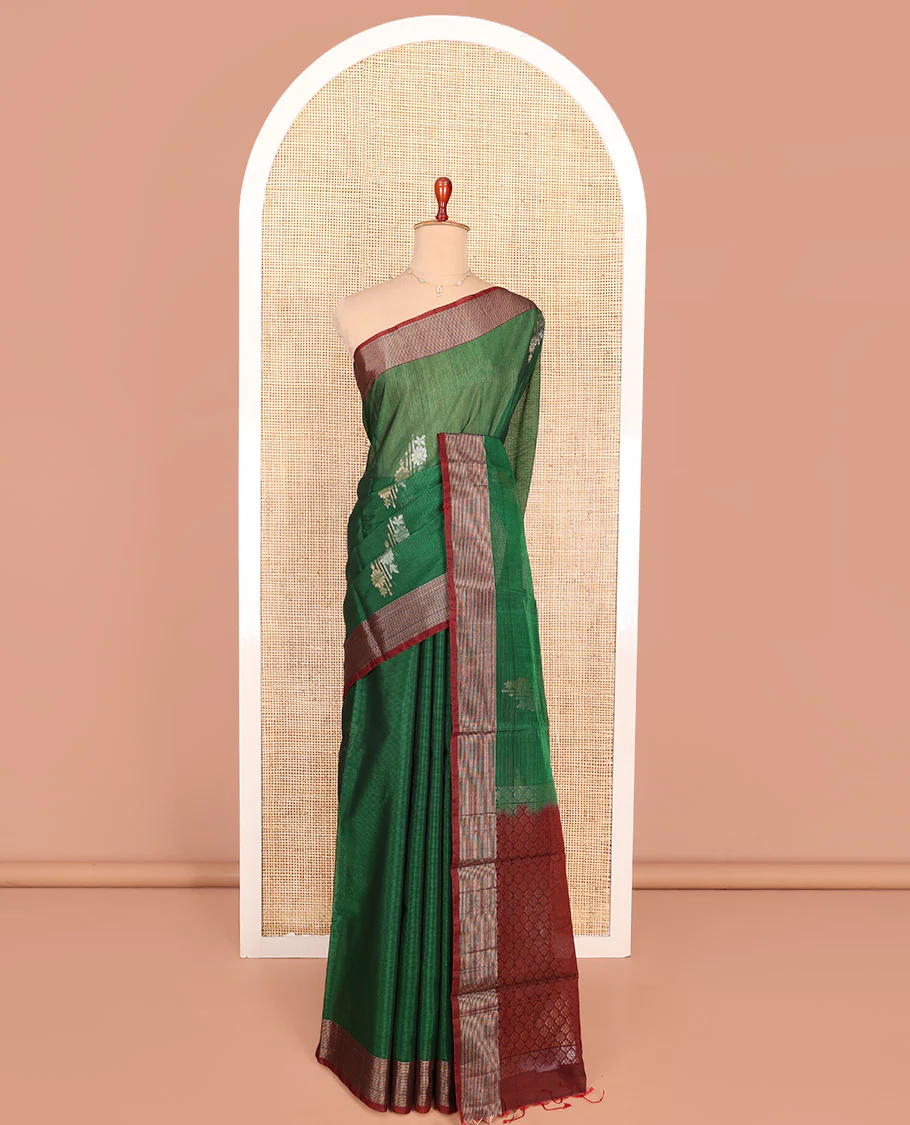 Green Silk Cotton Saree, Adorned with Floral Buttas All Over Its Body, Complemented by a Contrast Zari Striped Border, Pallu of Jaal Designs, and Paired with a Contrast Blouse - Image 3