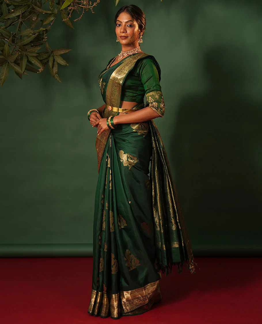 Green singam and yaanai zari buttas woven Vasundhara silk saree, zari border of mayil kann, rudraksham, muthu, mayil, and yaali designs, and intricate pallu - Image 4