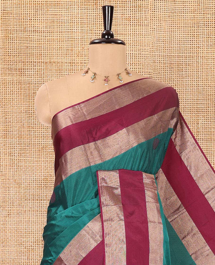 Green Soft Silk Saree, Adorned with Rudraksham Motifs All Over Its Body, Complemented by a Contrast Rettai Pettu Border, Pallu Pictures a Big Circle, and Paired with a Matching Blouse - Image 2