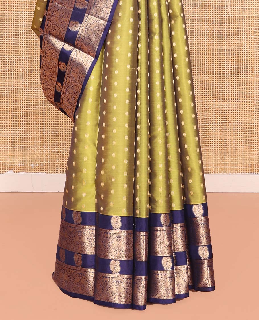 Green Vasundhara Lite Silk Mix Saree, Prettified with Zari Buttas All Over Its Body, Complemented by a Contrast Border Steeped with Mayil Designs, Pallu Steeped with Mayil Designs, and Paired with a Contrast Blouse - Image 4