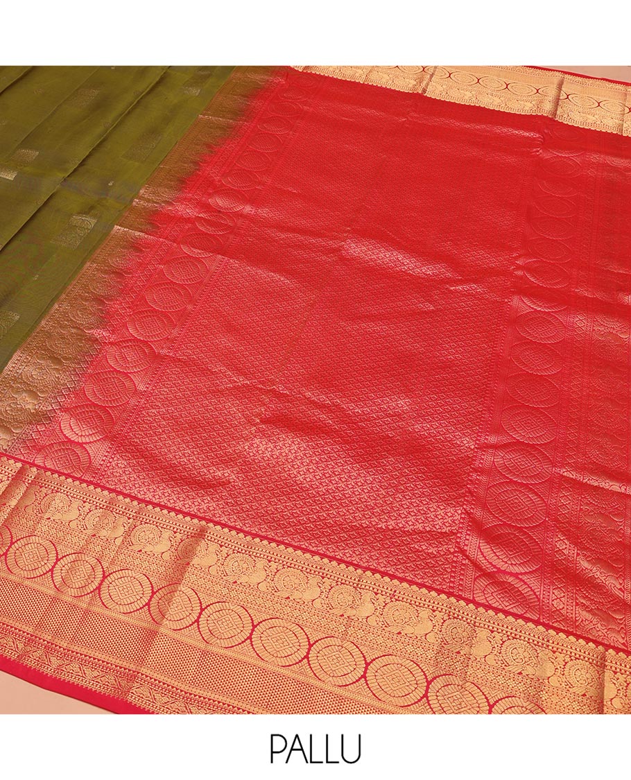 Green Vasundhara Silk Saree, Elevated with Zari Buttas on Its Body, Complemented by a Contrast Border of Thilakam Mokku, Muthu, Ara Maadam, Paisa, Kodi Visiry, and Annam Chakram Designs, Grandly Zari-Woven Pallu, and Paired with a Contrast Blouse - Image 5