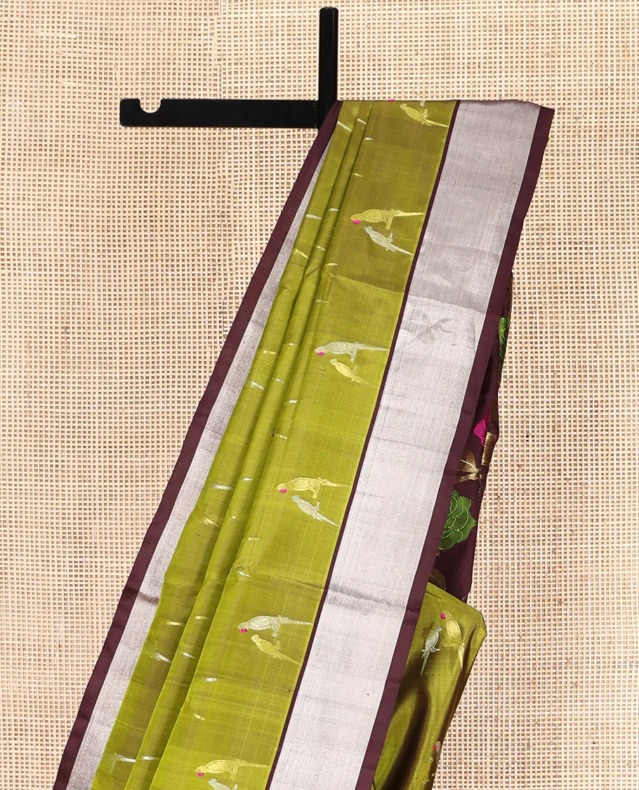 Green Venkatagiri Silk Saree, Mesmerized with Parrot Green All Over Its Body, Complemented by a Contrast Zari Border, Pallu Artfully Detailed with Rose Meenakari Designs, and Paired with a Matching Blouse - Image 3
