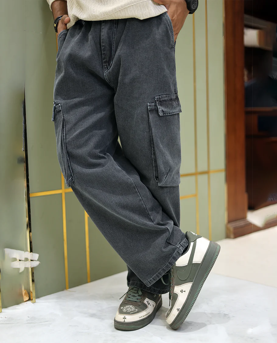 Grey Heathered Textured Denim Trousers Come with a Baggy Fit and Regular Length - Image 2