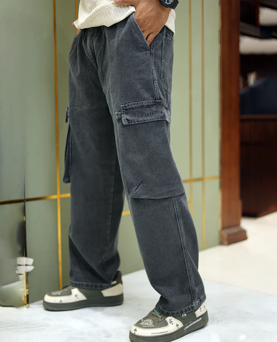 Grey Heathered Textured Denim Trousers Come with a Baggy Fit and Regular Length - Image 3