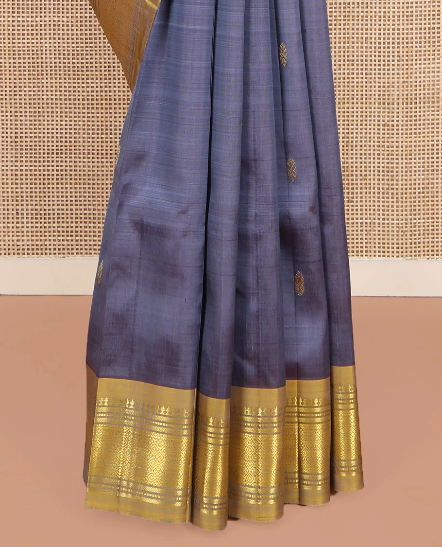 Grey Kanchipuram Silk Saree, Graced with Zari Buttas on Its Body, Complemented by a Contrast One-Sided Border of Panner Sombu, Banaras, Muthu, and Jaal Designs, Pallu of Zari Designs, and Comes Without a Blouse - Image 4