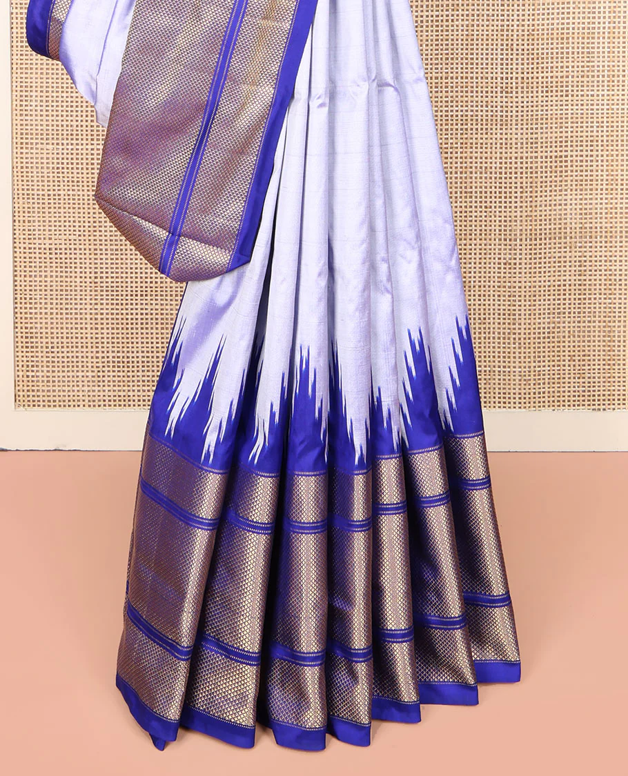 Grey Plain Ikkat Silk Saree, Complemented by a Contrast Temple Border of Diamond Designs, Pallu Features Ikkat Fauna Designs, and Paired with a Contrast Blouse - Image 4