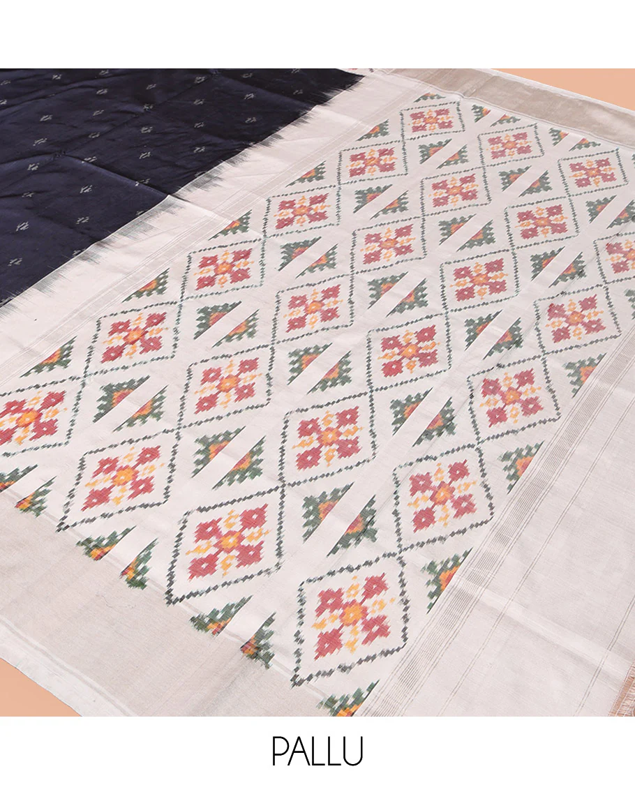 Grey Pochampally Ikat Silk Saree, Subtly Sparkled with Ikkat Buttas on Its Body, Complemented by a Contrast Diamond-Patterned Border, Pallu of Diamond-Patterns, and Paired with a Contrast Blouse - Image 5