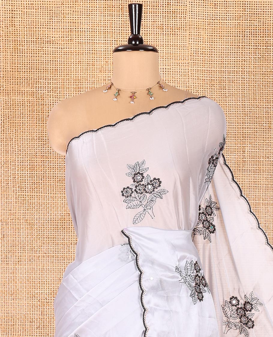 Grey Rangoli Chiffon Saree, Ornamented with Flower-Style Motifs Embroidered on Its Body, a Subtle Scallop Embroidered Border, a Self-Pallu, and Paired with a Contrast Embroidered Blouse - Image 2
