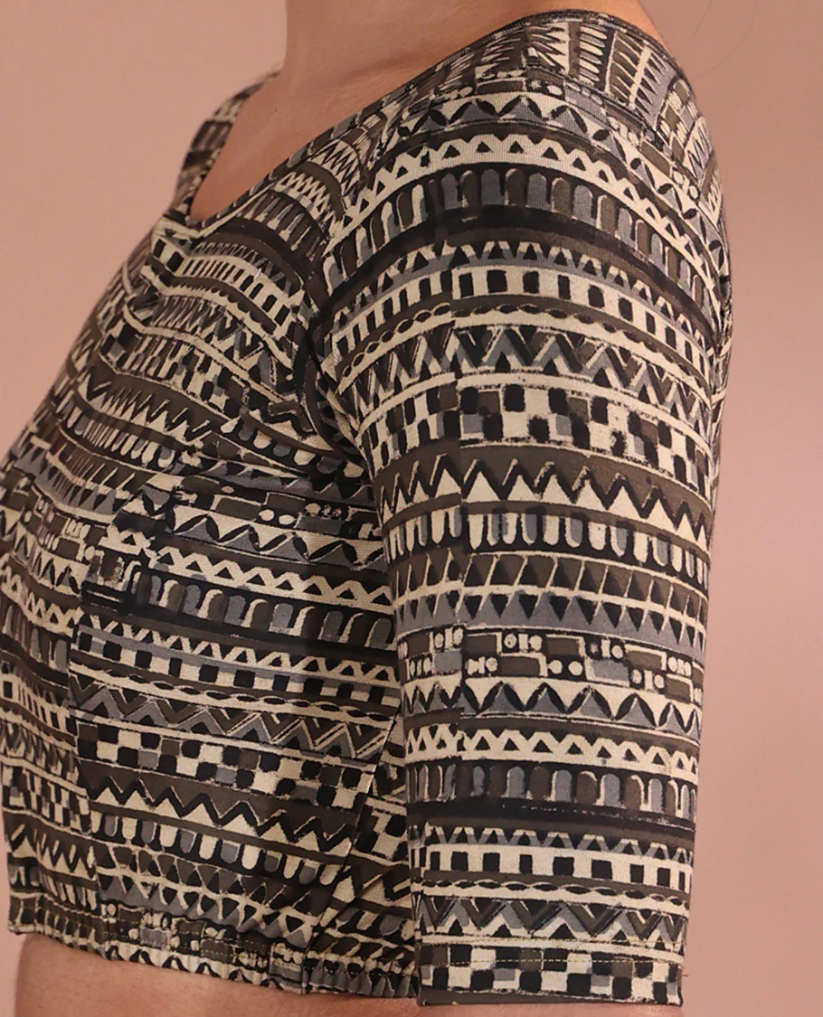 Grey Readymade Blouse Detailed with Batik-style Geometric Motifs Print, Featuring Front Round Neck, Back Boat Neck, and Half-Sleeves - Image 2