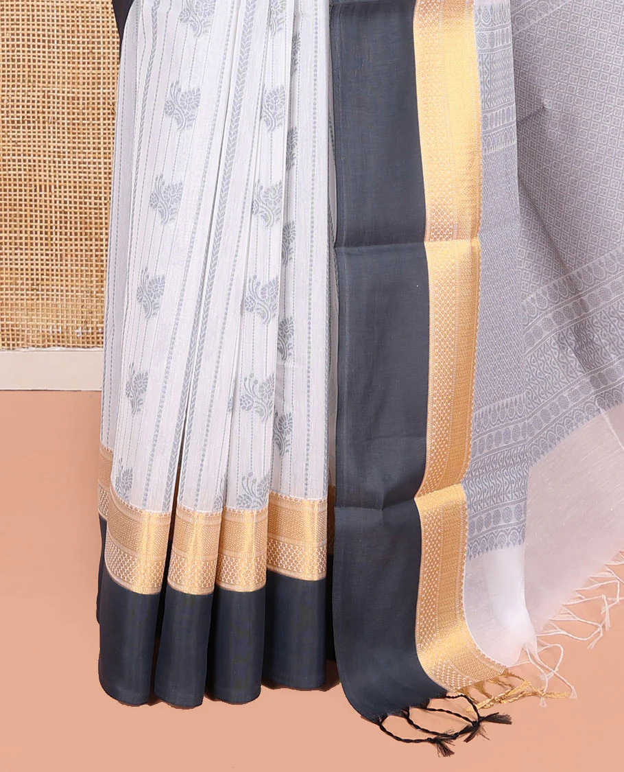 Grey Semi-Silk Cotton Saree, Embellished with Buttas and Stripes All Over Its Body, Complemented by a Contrast Traditional Zari Design Border, Pallu of Jaal Designs, and Paired with a Matching Blouse - Image 3