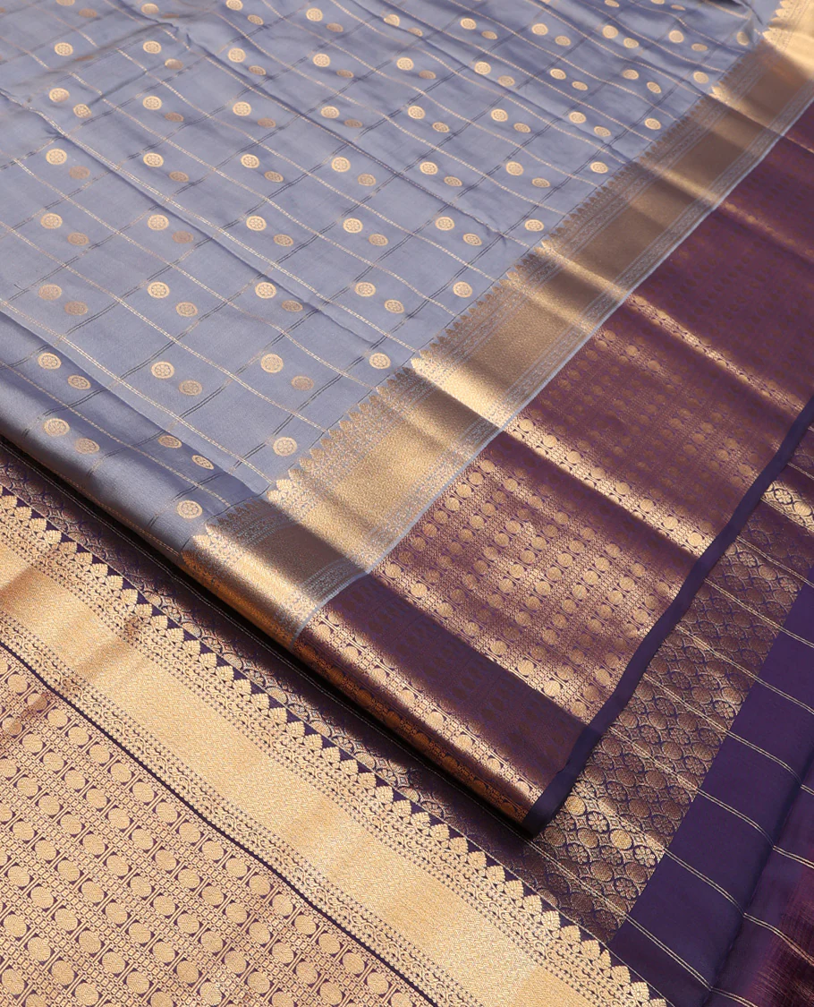 Grey Vasundhara Lite Silk Mix Saree, Artfully Woven with Chakram Butta Enclosed Checks, Complemented by Contrast Border Steeped with Poun Designs, Grand Pallu and Paired with a Contrast Blouse - Image 2
