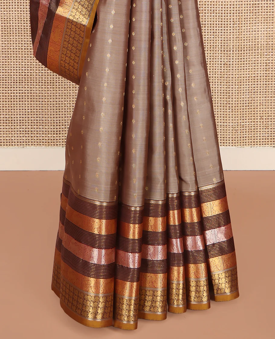 Grey Vasundhara Lite Silk Mix Saree, Elegantly Decked up with Zari Buttas on Its Body, Complemented by a Contrast Border of Muthu, Stripes, Yaali, and Mayil Designs, Intricately Designed Pallu, and Paired with a Contrast Blouse - Image 4