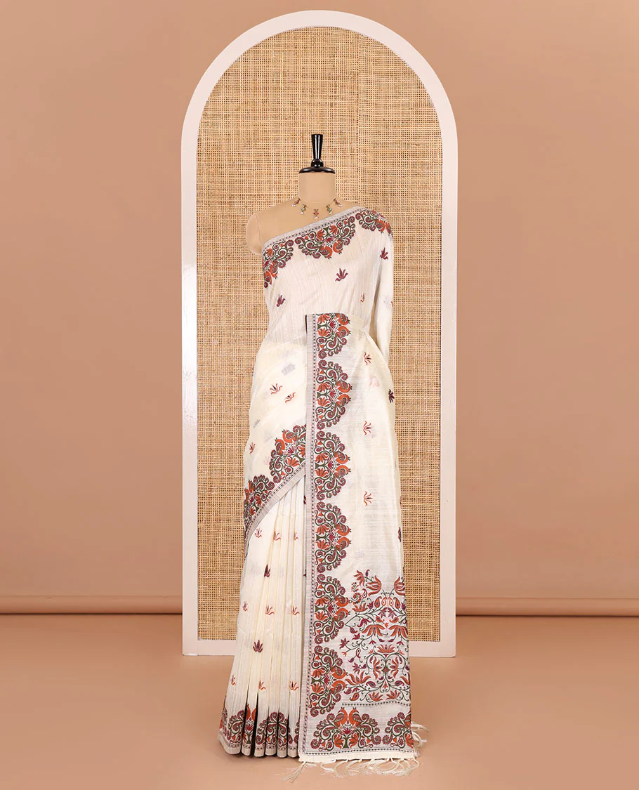 Half-white lotus motifs thread woven jute cotton, scallop thread woven border, pallu of lotus, peacock and paisley designs along with a plain blouse - Image 2