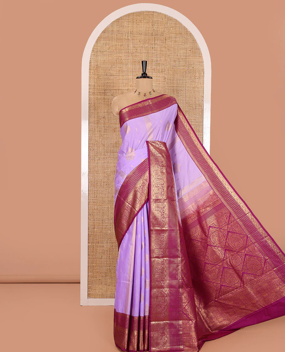 Lavender Kanchipuram Budget Silk Saree, Accentuated with Zari Buttas and Zari Stripes All Over Its Body, Complemented by a Contrast Traditional Zari Design Border, Zari-Rich Jaal Pallu, and Paired with a Contrast Blouse - Image 4