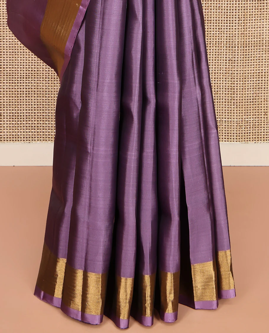 Lavender Mayuri Lite Silk Mix Saree, Beautified with Zari Buttas All Over Its Body, Highlighted by Zari Bavanji Border, Complemented by Contrast Pallu of Jaal Designs, and Paired with a Contrast Blouse - Image 4