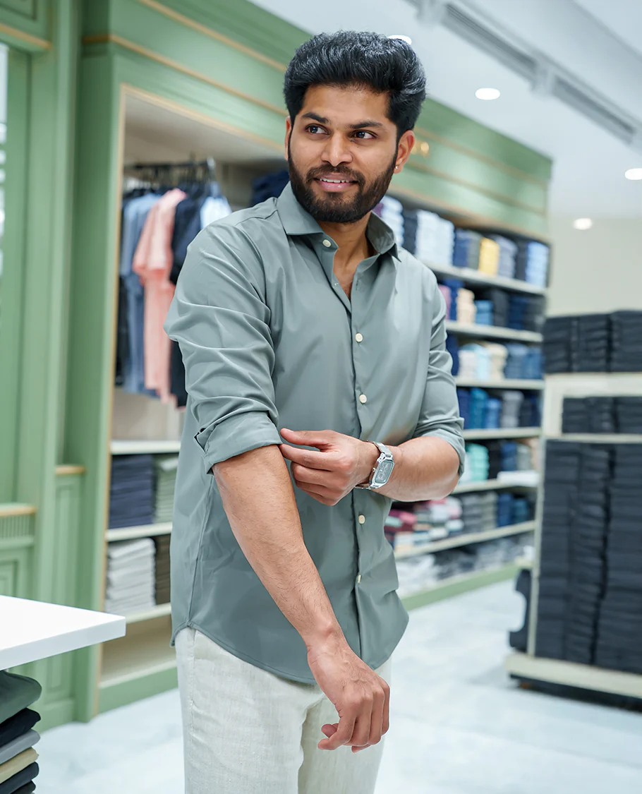 Light Green Plain Cotton Blended Casual Liquid Shirt, Featuring a Spread Collar, Full Sleeves, Slim Fit, and Regular Length - Image 4