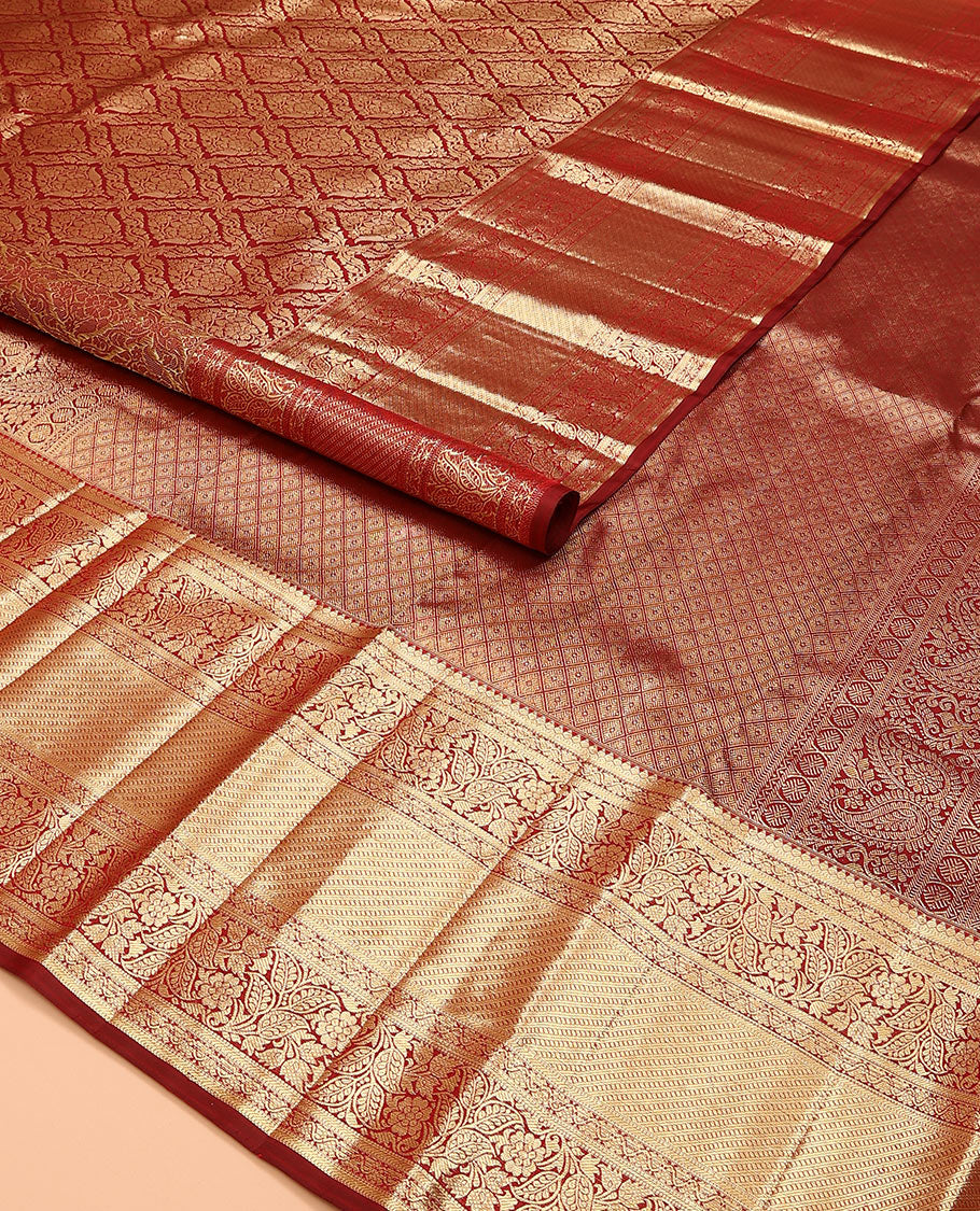 Light maroon jacquard kanchipuram silk saree, zari border of thilakam, muthu, and kodi visiry designs, and jaal pallu - Image 2