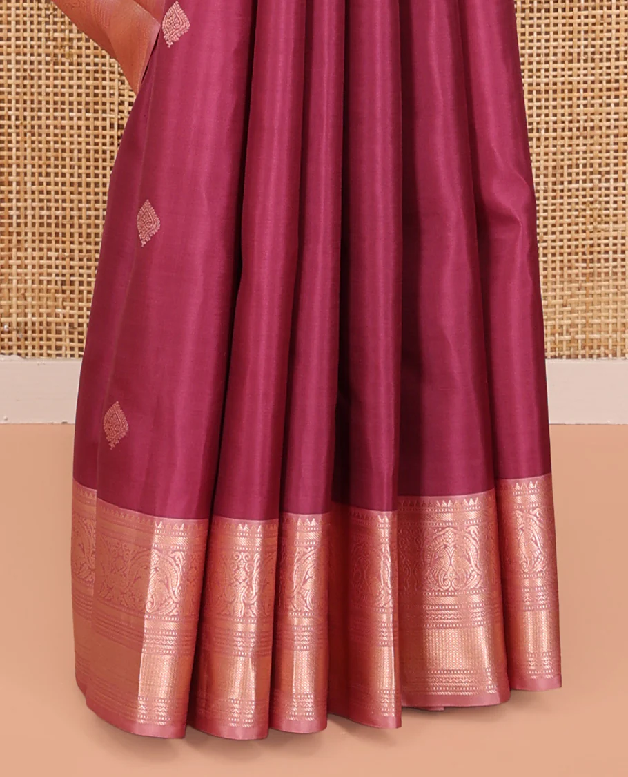 Light Maroon Vasundhara Silk Saree, Woven with Zari Buttas All Over Its Body, Complemented by a Contrast Border of Rekku, Muthu, Kili, Banaras, Neli, and Mayil Kann Designs, Grand Pallu, and Paired with a Contrast Blouse - Image 4