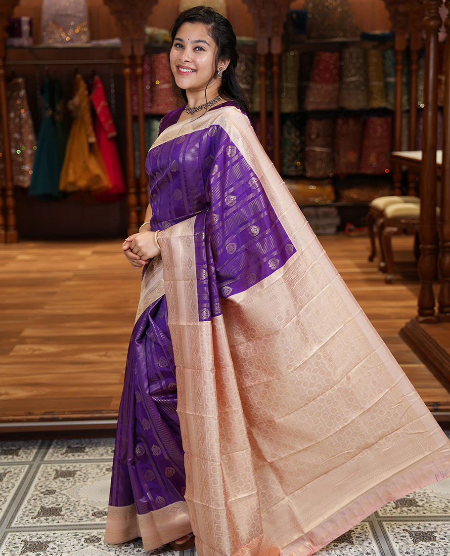 Magenta Pink Litchi Saree, Adorned with Vaira Oosi Stripes and Zari Buttas on Its Body, Complemented by a Contrast Rettai Pettu Traditional Zari Design Border, an Intricately Designed Pallu, and Paired with a Contrast Blouse - Image 4
