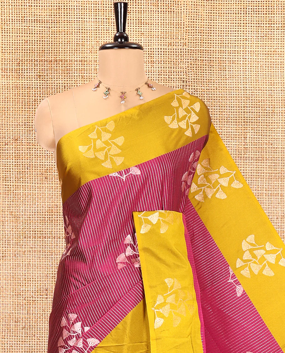Majenta Semi-Soft Silk Saree, Highlighted by Vaira Oosai Stripes and Floral Buttas All Over Its Body, Complemented by a Contrast Floral Buttas Border, an Intricately Designed Pallu, and Paired with a Contrast Blouse - Image 2
