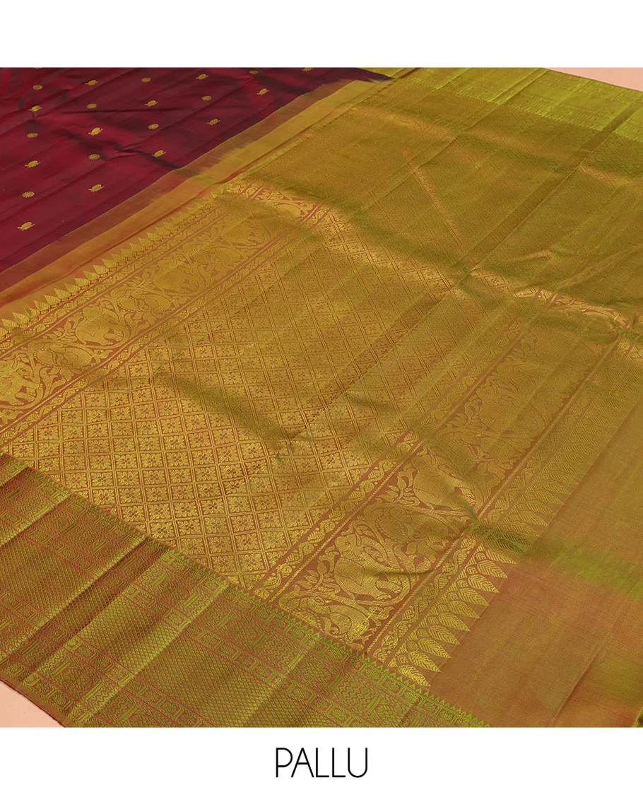 Maroon Kanchipuram Silk Saree, Delicately Woven with Mayil and Chakram Thread Buttas, Complemented by a Contrast Border of Rekku, Kamalam, Poun, Chakram, Kuyil Kann, and Then Kuli Kann Designs, Jaal Design Pallu, and Paired with a Contrast Blouse - Image 5