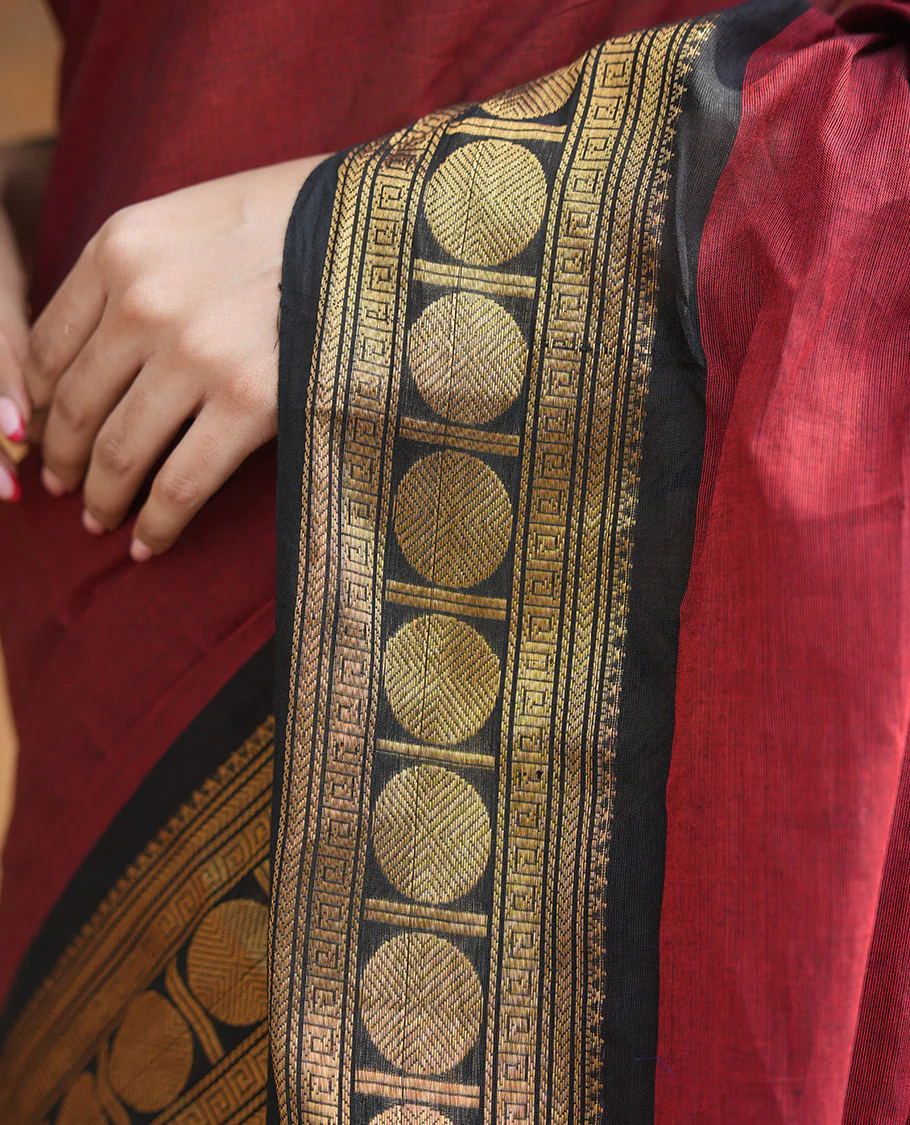 Maroon Plain Chettinad Cotton Saree, Complemented by a Contrast Rudraksham Design Traditional Zari  Border, Subtly Striped Pallu, and Paired with a Matching Blouse - Image 4