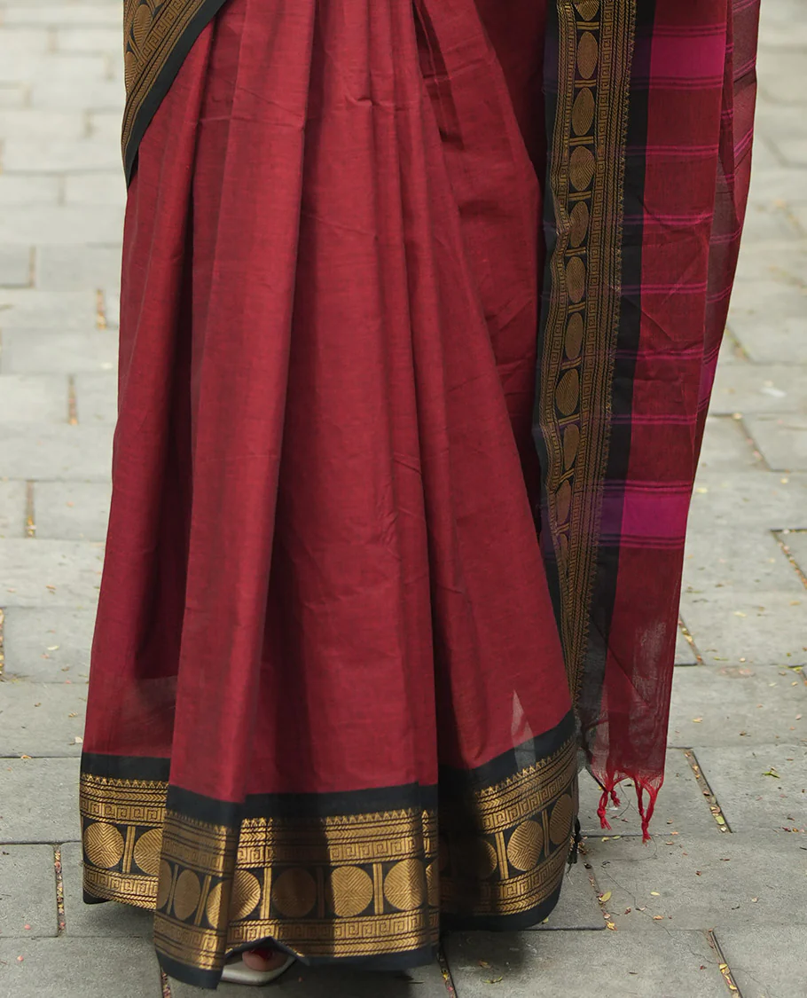 Maroon Plain Chettinad Cotton Saree, Complemented by a Contrast Rudraksham Design Traditional Zari  Border, Subtly Striped Pallu, and Paired with a Matching Blouse - Image 5