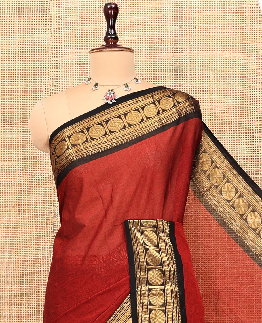 Maroon Plain Chettinad Cotton Saree, Complemented by a Contrast Rudraksham Design Traditional Zari  Border, Subtly Striped Pallu, and Paired with a Matching Blouse - Image 8