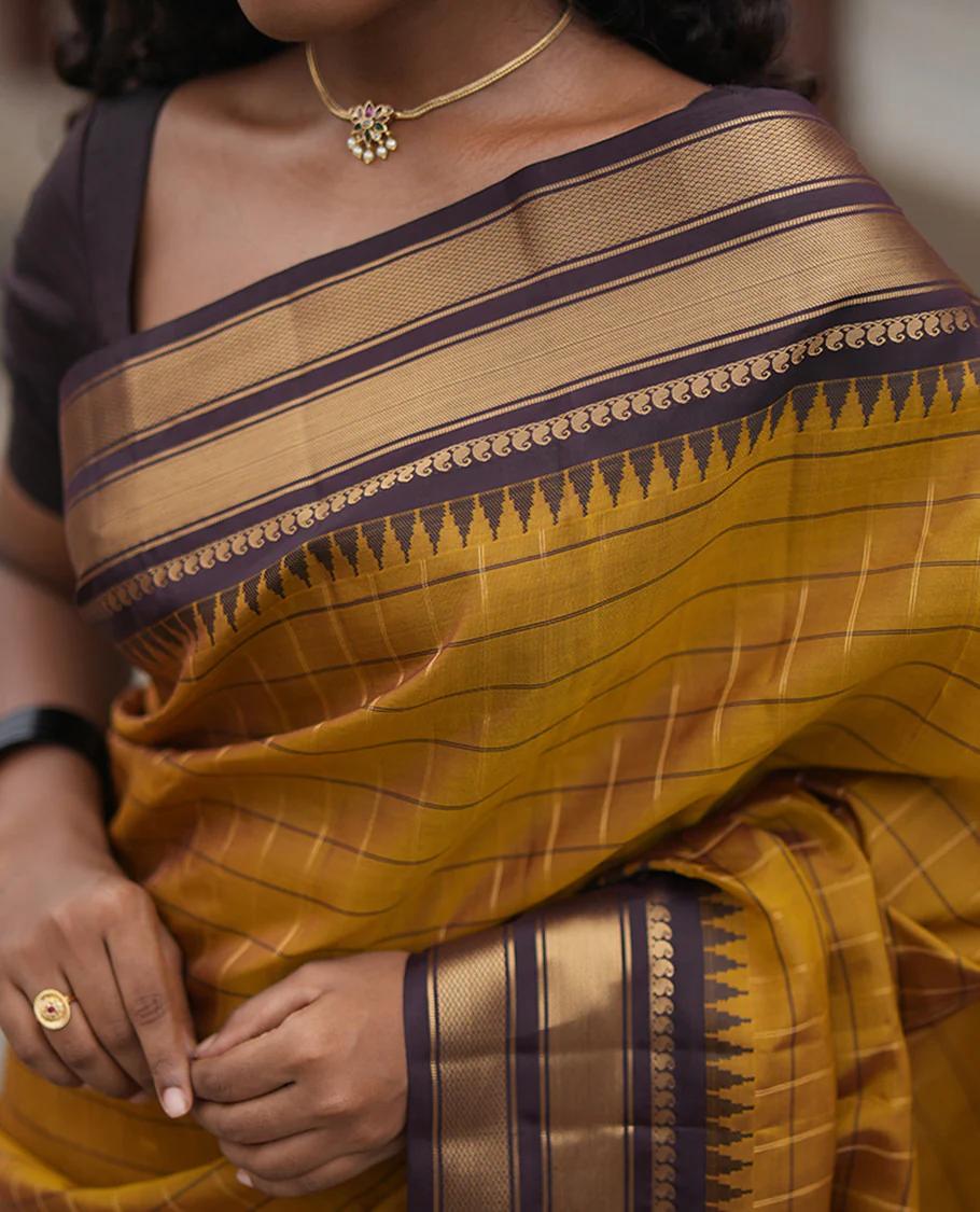 Mehendi Green-Brown Vasundhara Lite Silkmix Saree, Graced with Checks, Contrast Border of Rekku, Manga Mokku, and Mayil Kann, Grand Pallu, and Contrast Blouse - Image 2