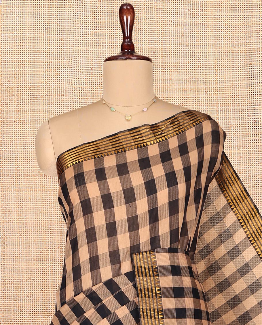 Multi-Color Checked Mangalgiri Cotton Saree, Highlighted by Zari Temple Border, Zari-Striped Pallu, and Paired with a Matching Blouse - Image 2