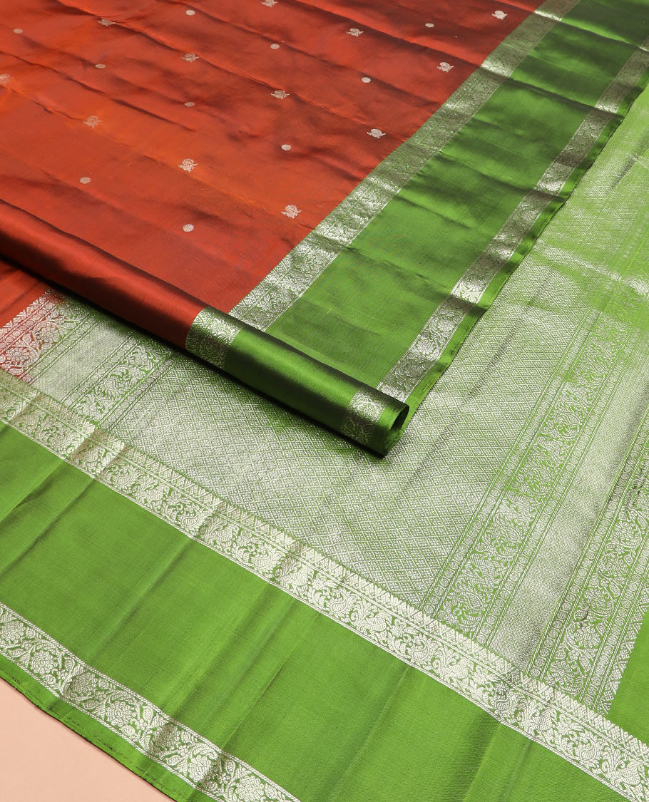 Orange annam chakram buttas Kanchipuram silk saree, contrast rettai pettu border of mayil, and kodi visiry designs, and jaal pallu - Image 2