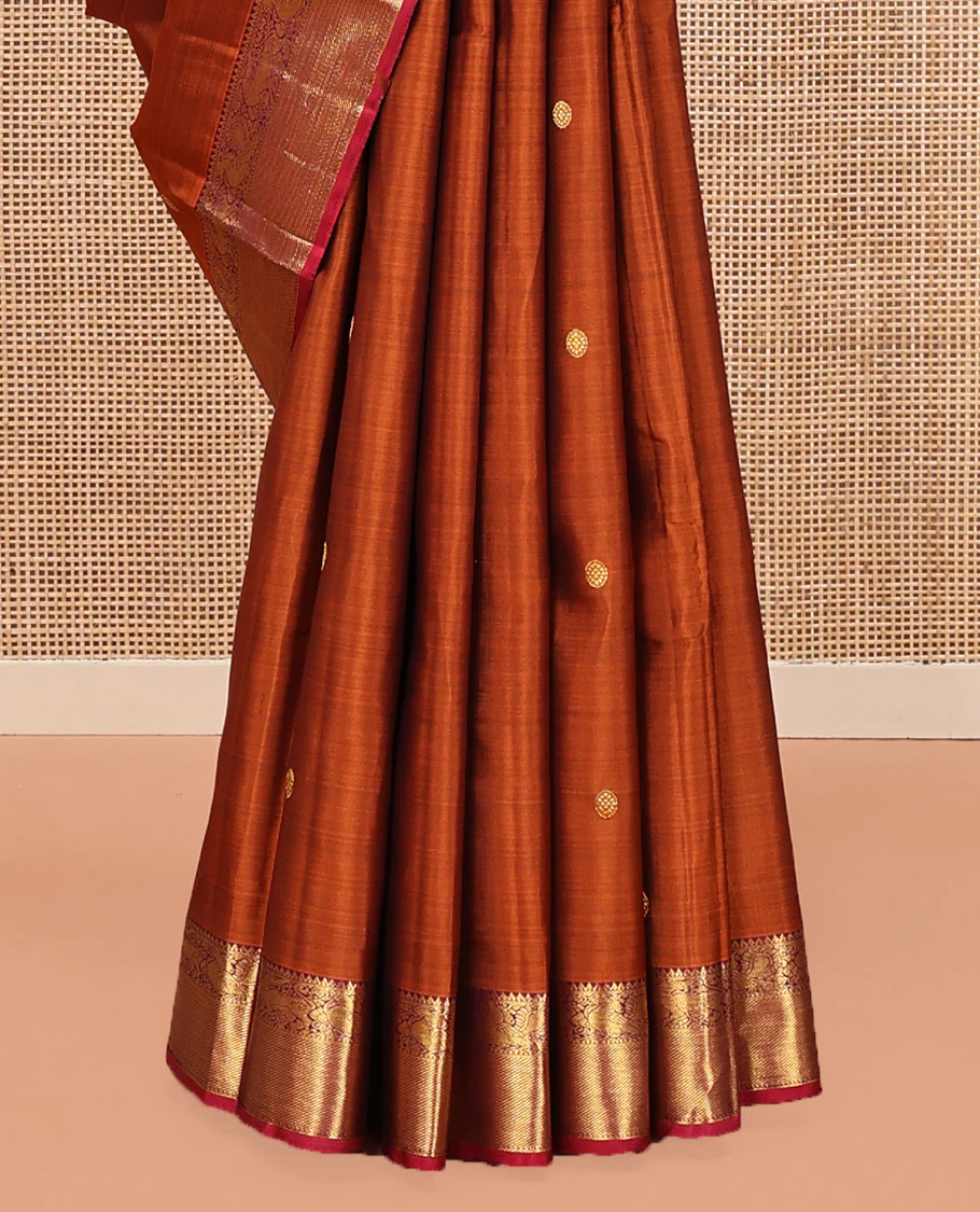 Orange Kanchipuram Silk Saree, Detailed with Chakram Buttas All Over Its Body, Complemented by Contrast  Border of Rekku, Muthu, Mayil, and Yaali Designs, Pallu of Kodi Visiry and Lavangam Designs, and Paired with a Contrast Blouse - Image 4