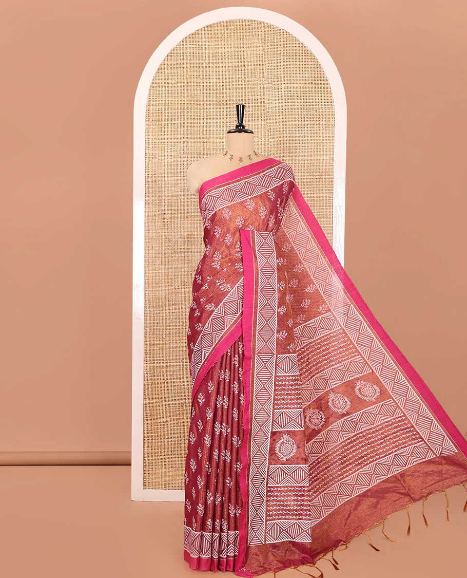 Orange Khadi Tissue Saree, Adorned with Leaf Buttas All Over Its Body, Highlighted by Geometric Patterned Border, Pallu Depicts Geometric Prints, and Paired with a Matching Blouse