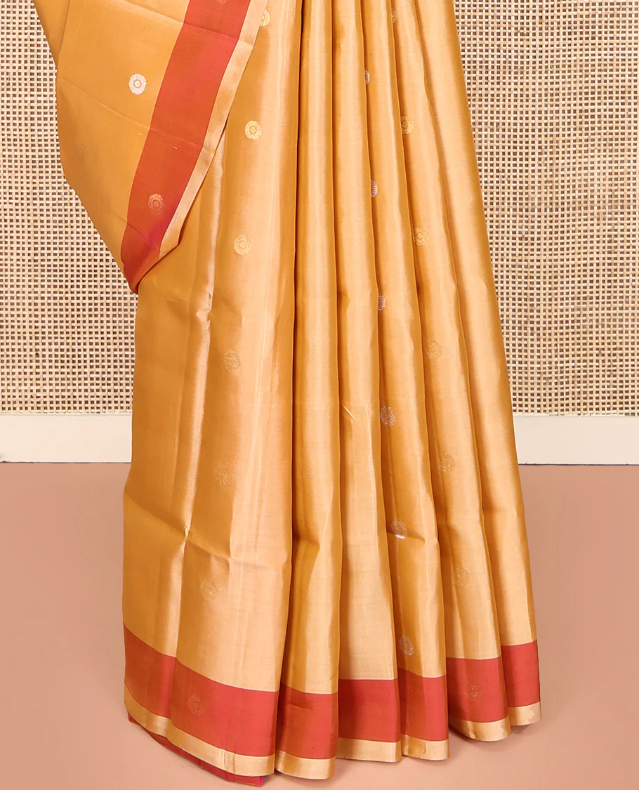 Orange Mayuri Lite Silk Mix Saree, Woven with Buttas All Over Its Body, Complemented by a Contrast Border, Pallu of Intricate Designs, and Paired with a Contrast Blouse - Image 4