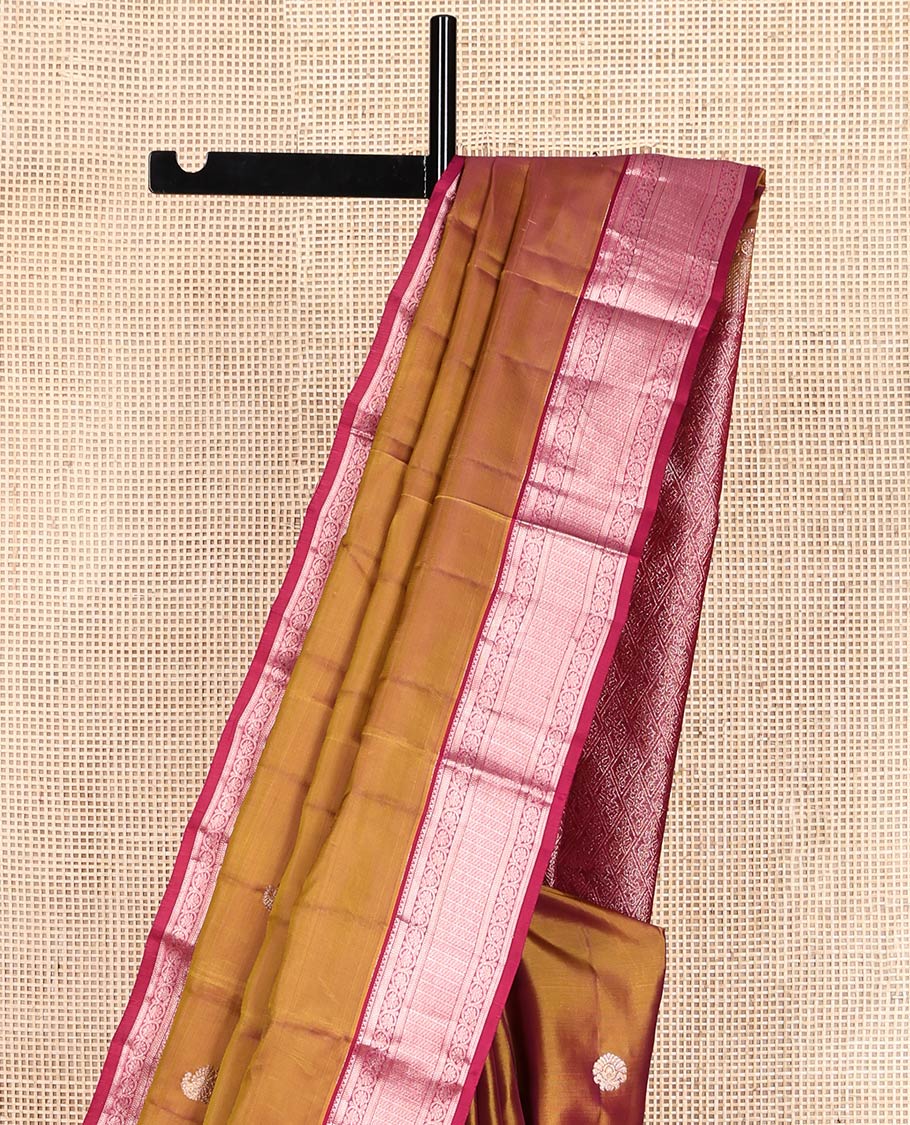 Orange Vasundhara Lite Silk Mix Saree, Elevated with Zari Buttas All Over Its Body, Complemented by a Contrast Border of Rekku, Banaras, Muthu, Kodi Visiry, and Puli Nagam Designs, Grand Jaal Pallu, and Paired with a Contrast Blouse - Image 3