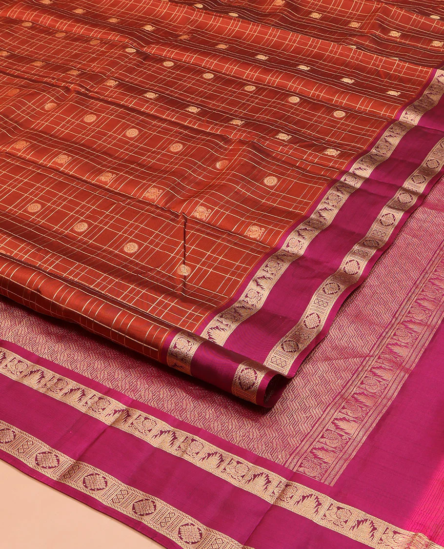 Orange Vasundhara Lite Silk Mix Saree, Enriched with Mayil-Chakram Butta Enclosed Checks, Complemented by Contrast Rettai Pettu Border of Mayil, Thazampoo Rekku, and Laddu Kamalam Designs, Geometric Patterned Pallu, and Paired with a Contrast Blouse - Image 2