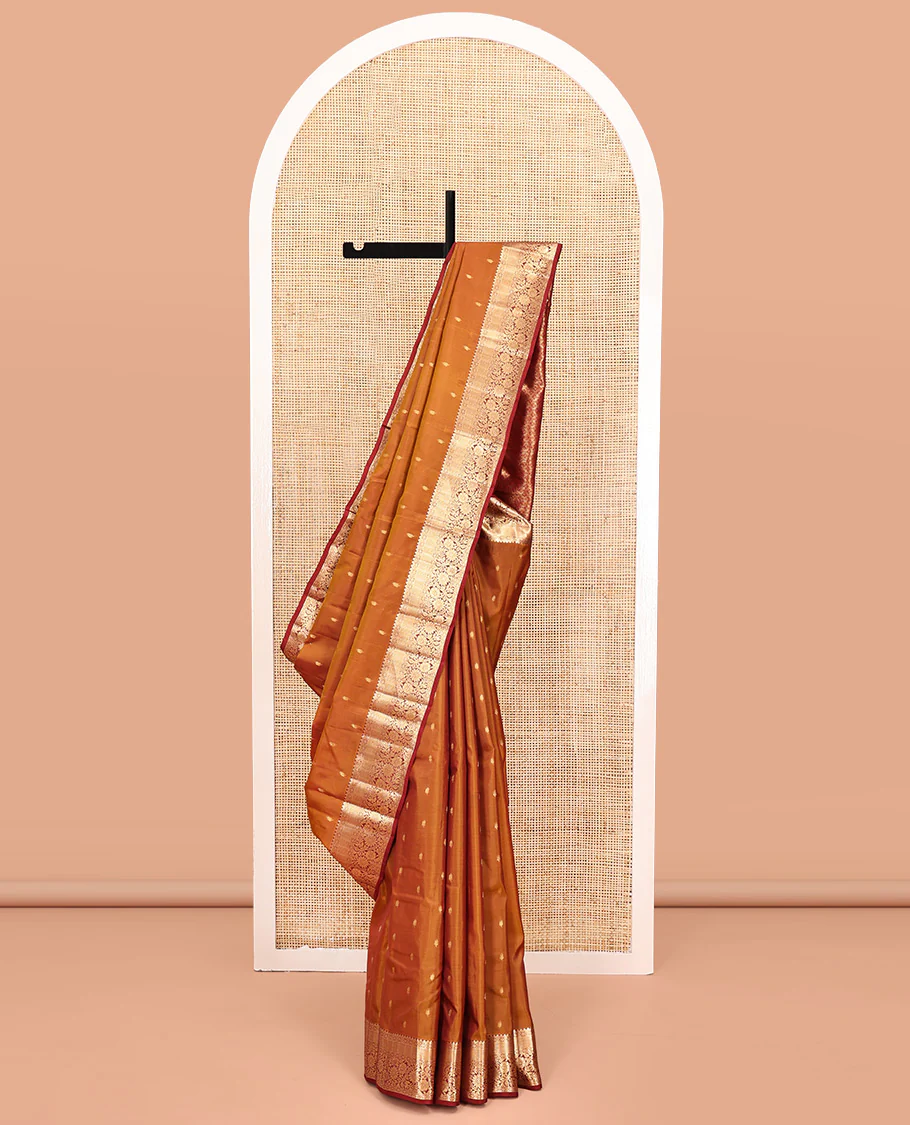 Orange Vasundhara Lite Silk Mix Saree, Richly Detailed with Zari Buttas All Over Its Body, Complemented by Contrast Border of Kodi Visiry Designs, Grand Jaal Pallu and Paired with a Contrast Blouse