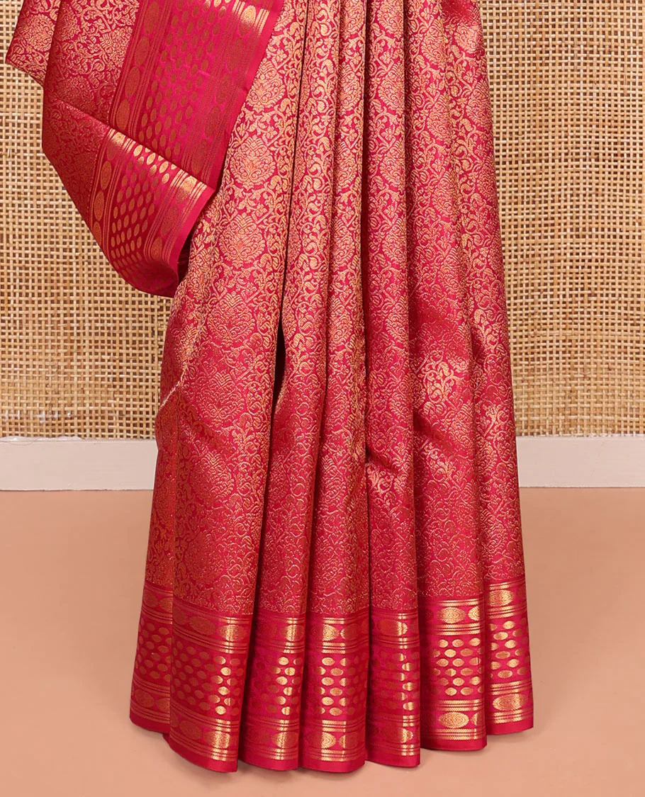 Pink Kanchipuram Wedding Silk Saree, Elegantly Highlighted with Jacquard Design on Its Body, Highlighted by Zari Border of Kathir, Chakram, and Rudraksham Designs, Grand Jaal Pallu, and Paired with a Matching Blouse - Image 4