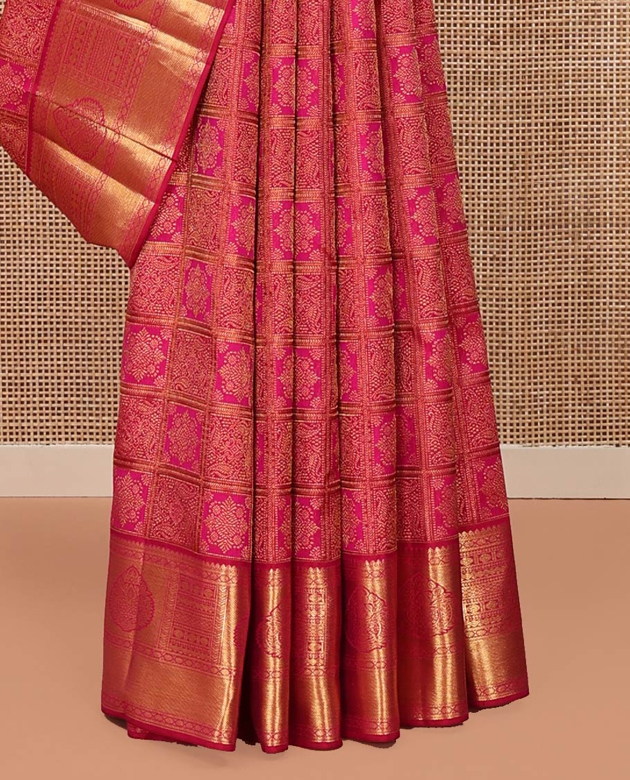 Pink Kanchipuram Wedding Silk Saree, Meticulously Crafted with Jacquard Design On Its Body, Complemented by Contrast Border of Traditional Zari Designs, Grand Jaal Pallu and Paired with a Matching Blouse - Image 4