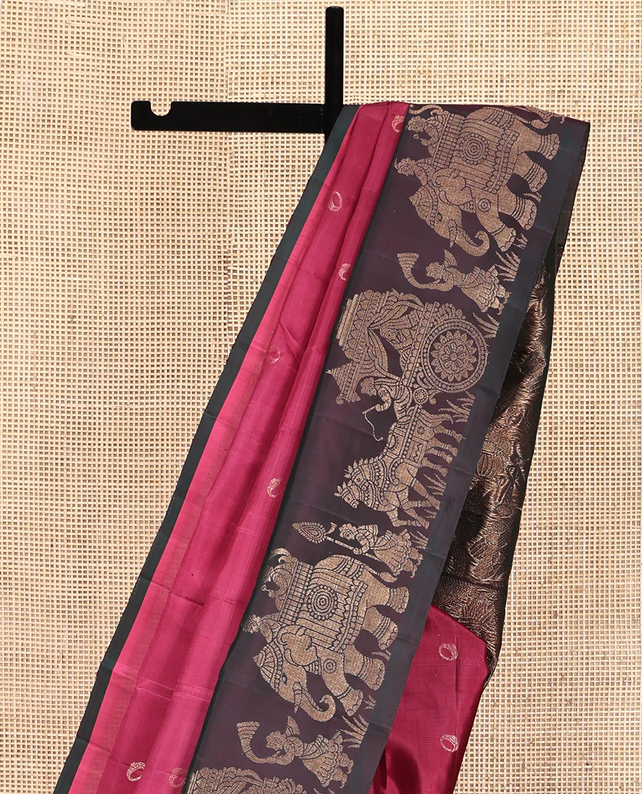Pink Mayuri Soft Silk Saree, Enriched with Ring Motifs All Over Its Body, Complemented by Contrast Border of King-Queen in Wedding Palanquin Designs, Pallu Depicts Wedding Motifs, and Paired with a Contrast Blouse - Image 3
