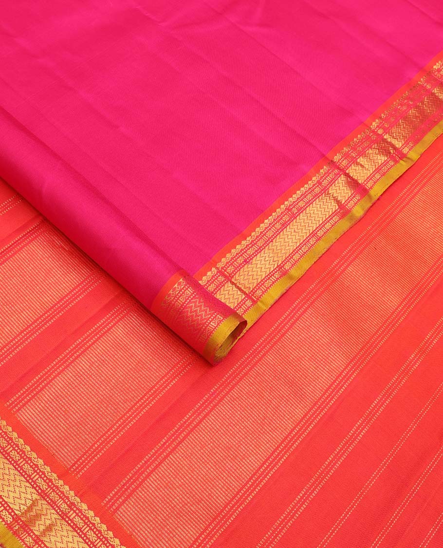 Pink plain Kanchipuram silk saree, contrast border of salngai, muthu, cross kamalam, and vanki designs, and zari design pallu - Image 2
