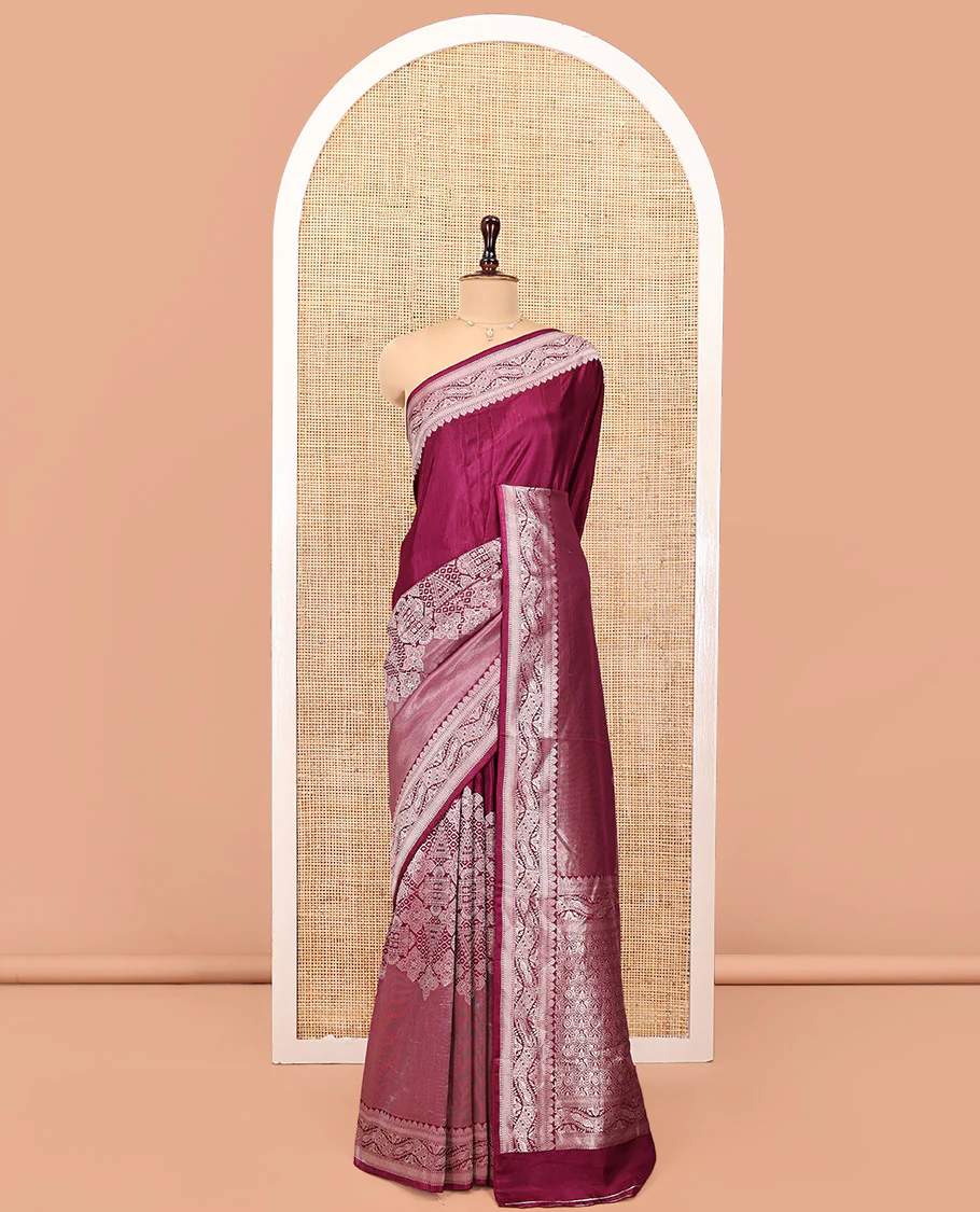 Purple Matka Silk Saree, Richly Detailed with Skirt-Border-Style Geometric Zari Patterns On Its Body, Highlighted by Zari Border, Grandly Zari Woven Pallu, and Paired with a Contrast Blouse - Image 3